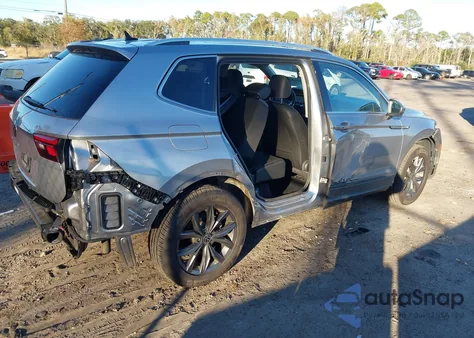 2022 Volkswagen Tiguan 2.0T Se из США, поврежденный, VIN 3VV3B7AX2NM134378